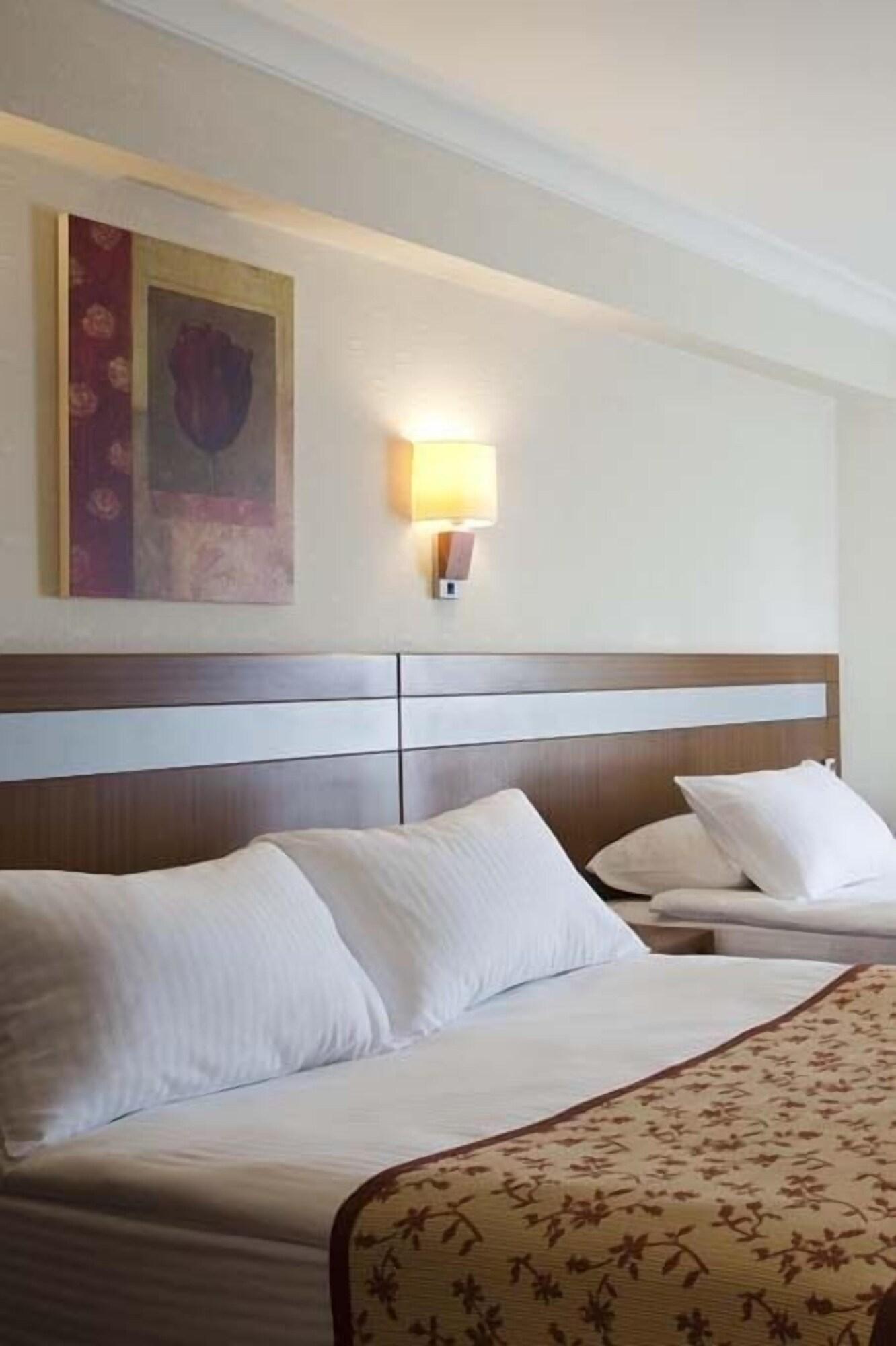 Atalay Hotel Ankara Bagian luar foto