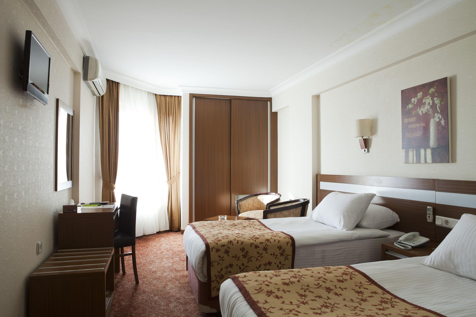 Atalay Hotel Ankara Bagian luar foto