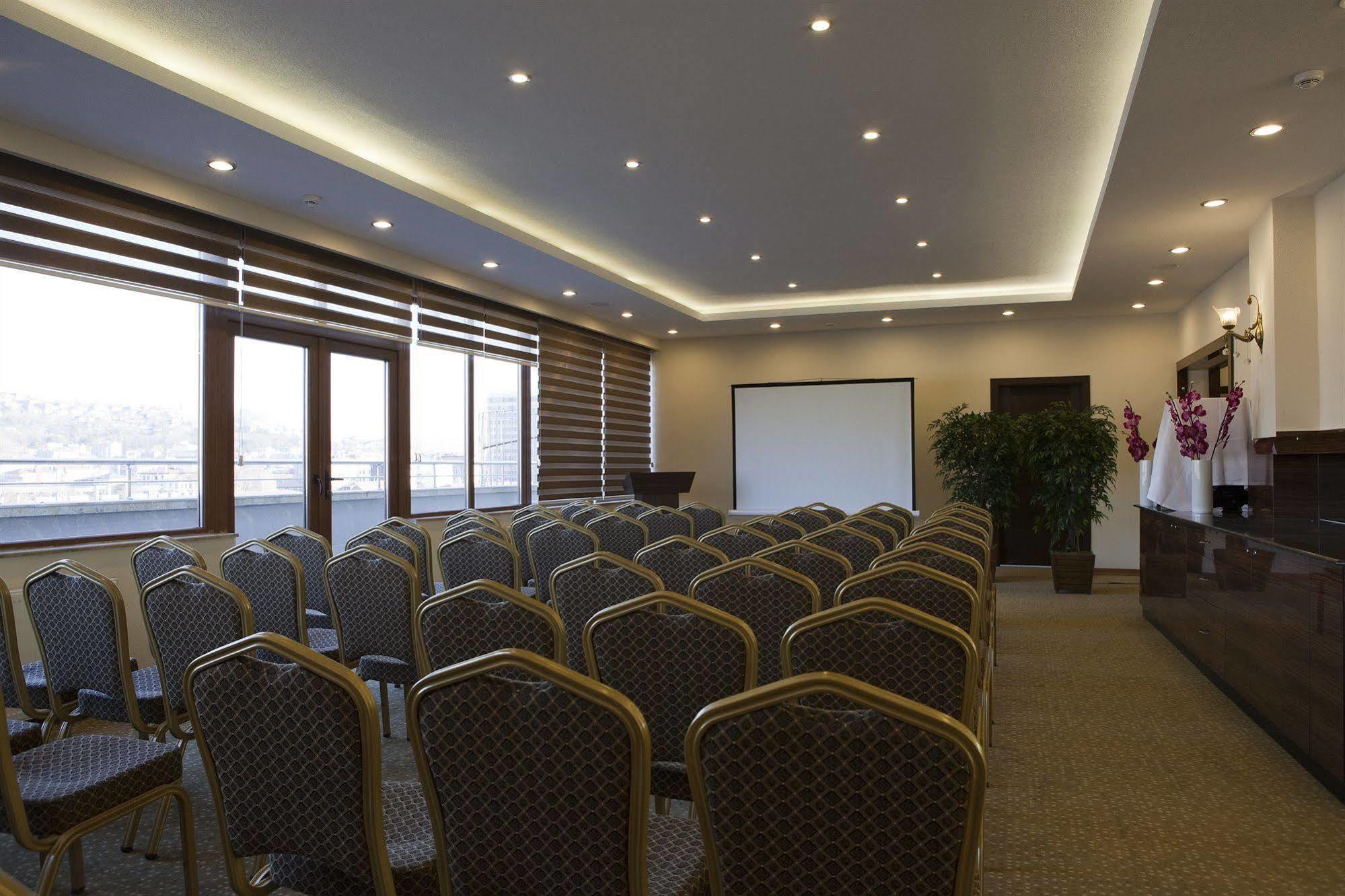 Atalay Hotel Ankara Bagian luar foto