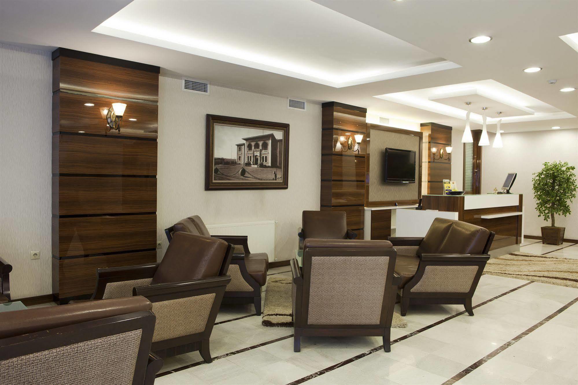 Atalay Hotel Ankara Bagian luar foto