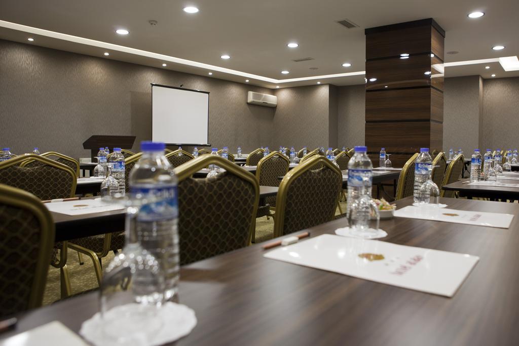Atalay Hotel Ankara Bagian luar foto